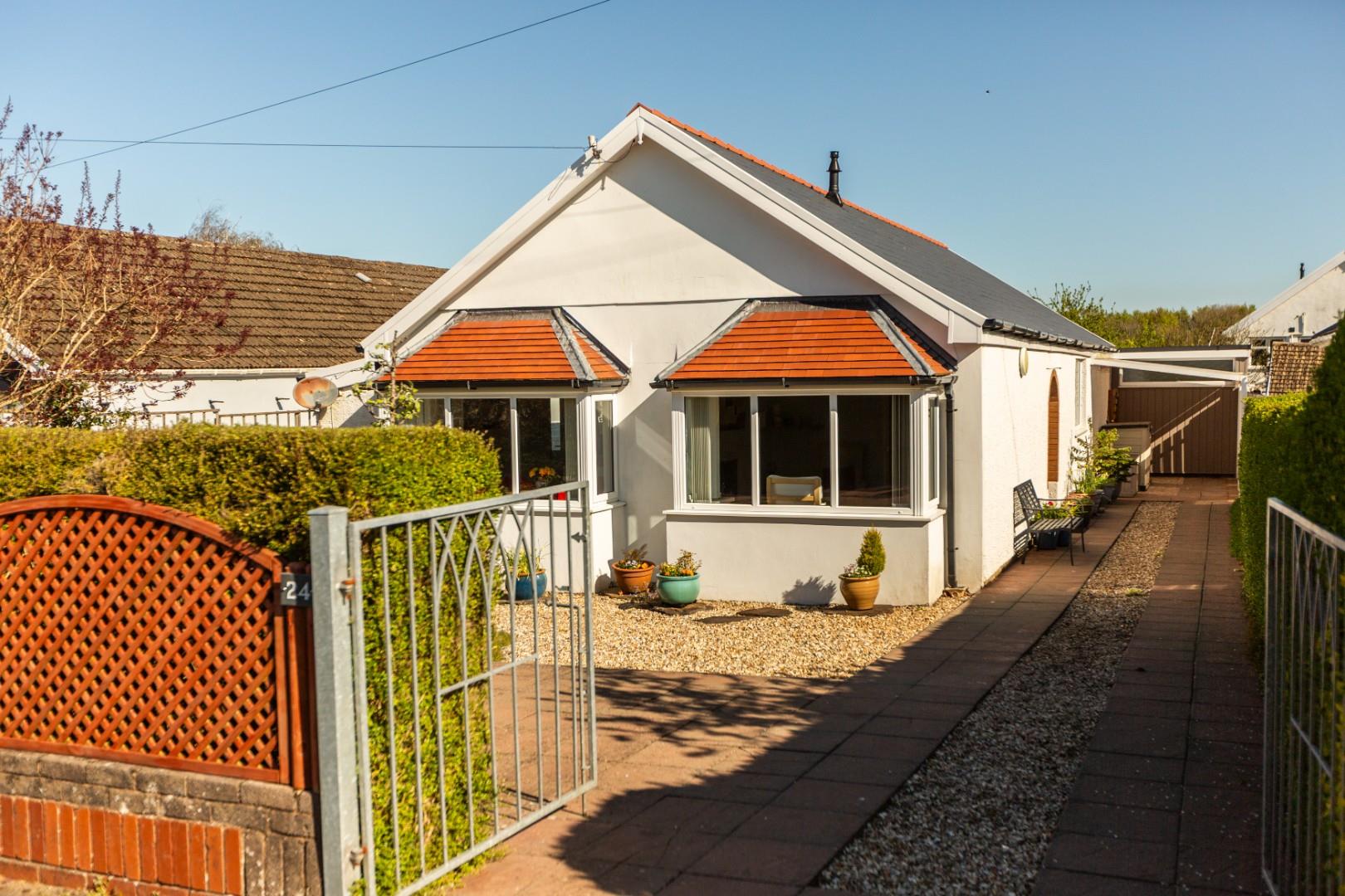 Three Cliffs Drive, Southgate, Swansea, SA3 2BN
